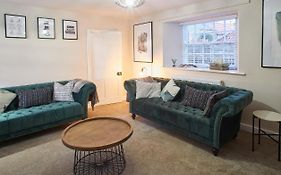 Host & Stay - Middle Farmhouse